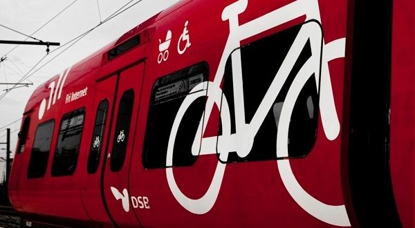 Transportul unei biciclete într-un tren de lung parcurs