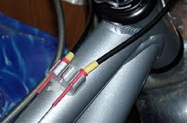 Cabluri și cămăși pentru bicicletă